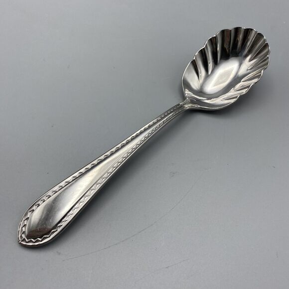 Reed & Barton HELENA MARIA Stainless Flatware 8pcs Serving Spoons Macaroni Pie - Picture 9 of 10